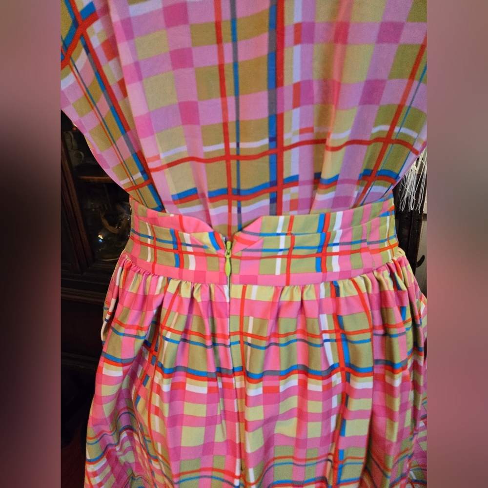 Pink & Green Plaid Blouse And Skirt - Picture 6 of 10